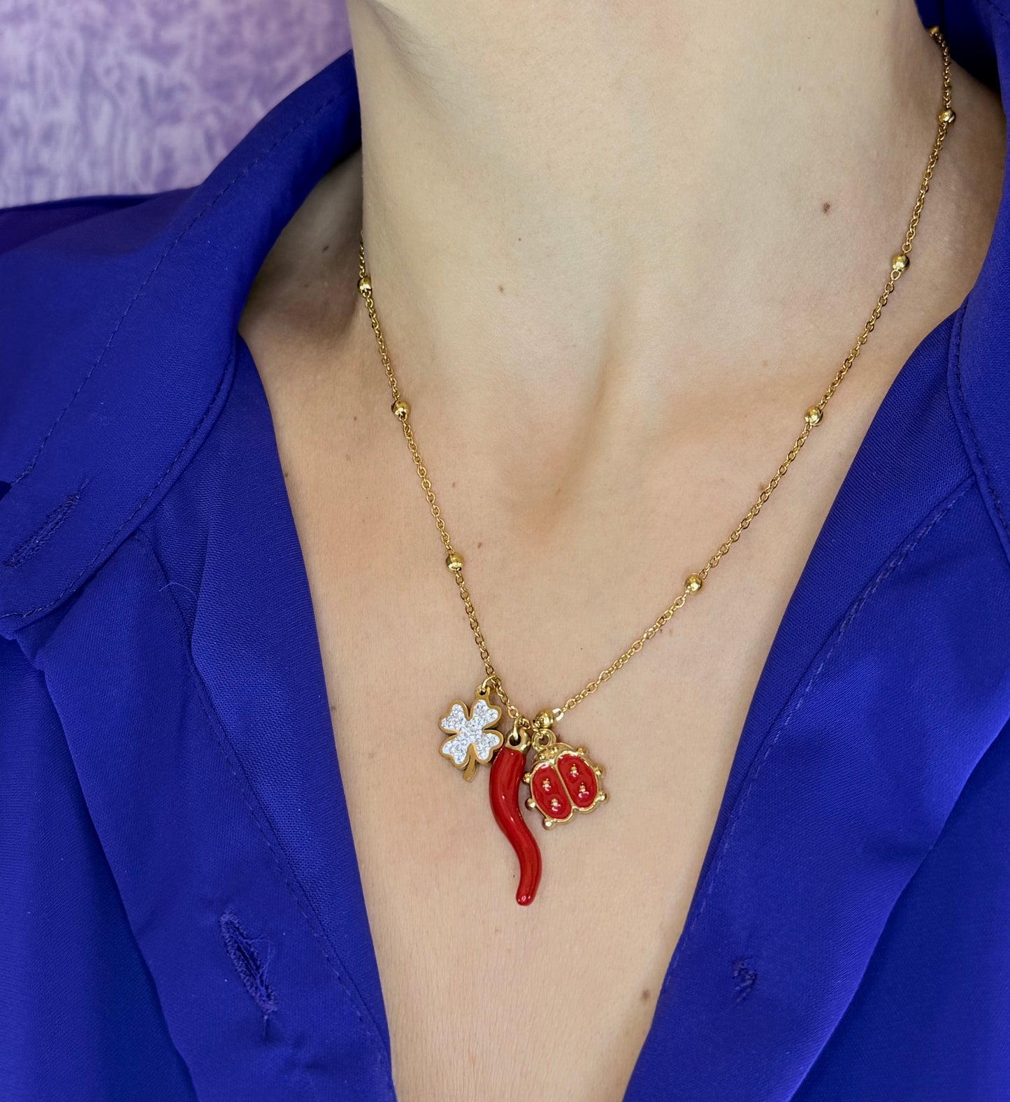 Collana Vega